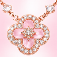 Collier Clovelle